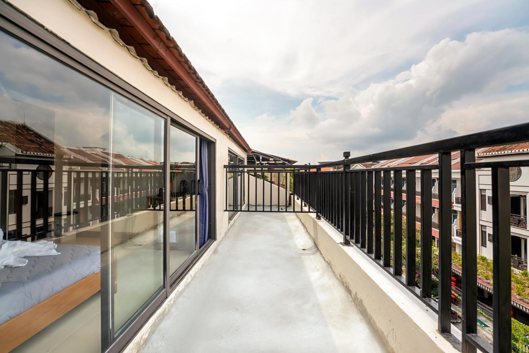 Harmony Old Town Hostel And Pool Bar ホイアン エクステリア 写真
