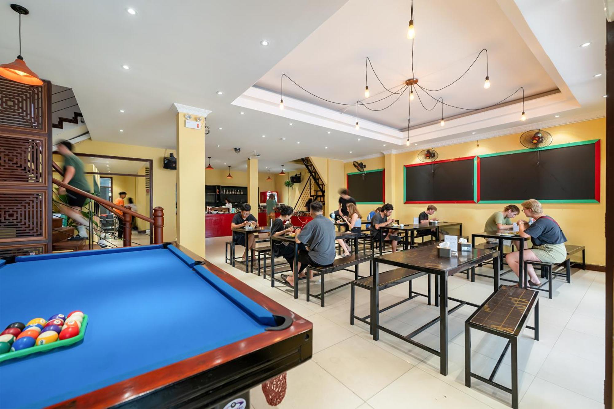 Harmony Old Town Hostel And Pool Bar ホイアン エクステリア 写真