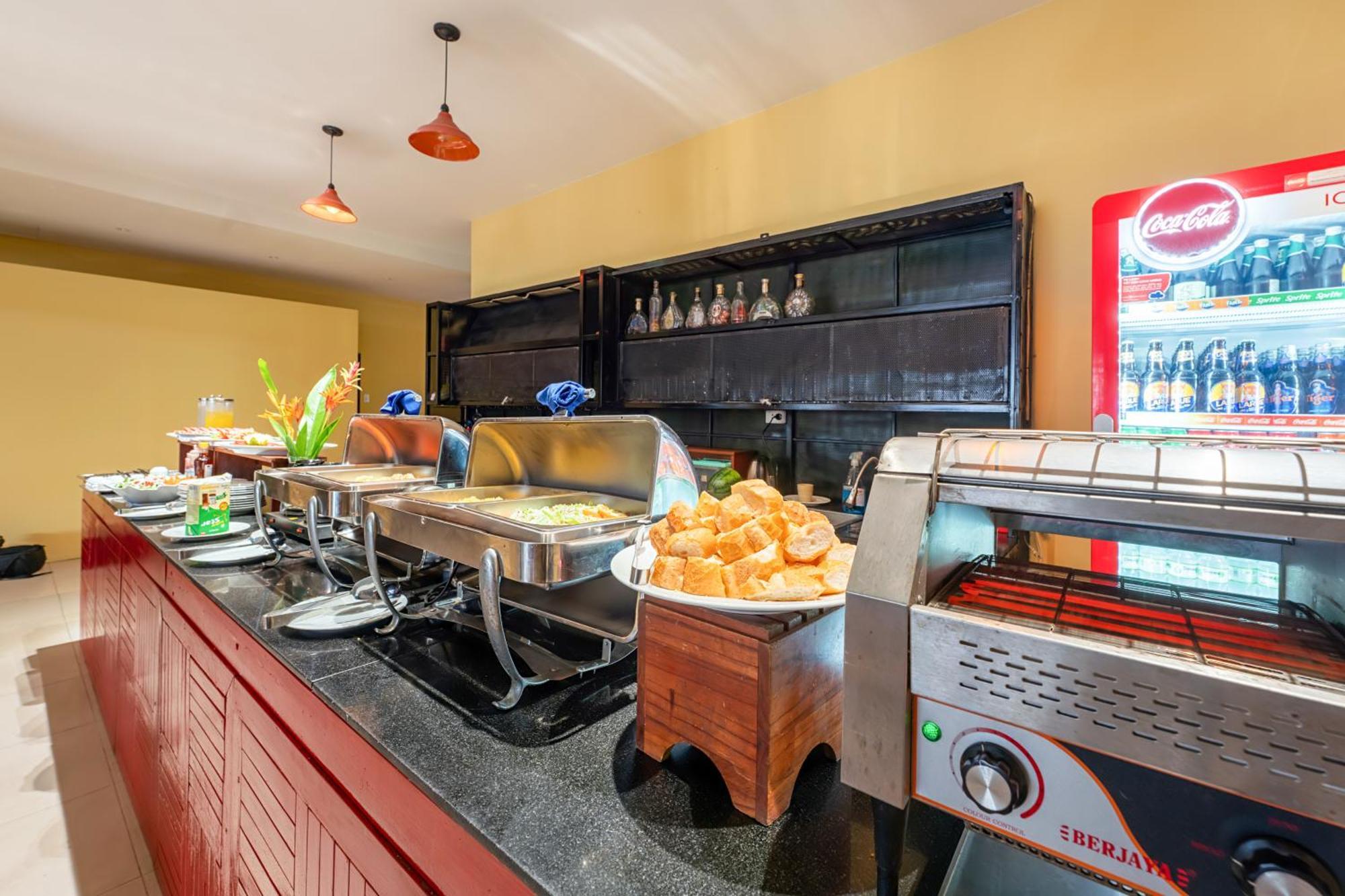 Harmony Old Town Hostel And Pool Bar ホイアン エクステリア 写真